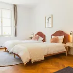Location Centre In Historic Building With Free Garage Parking Apartmán Lublaň