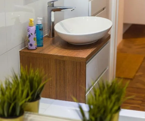 Location Centre In Historic Building With Free Garage Parking Apartmán Lublaň